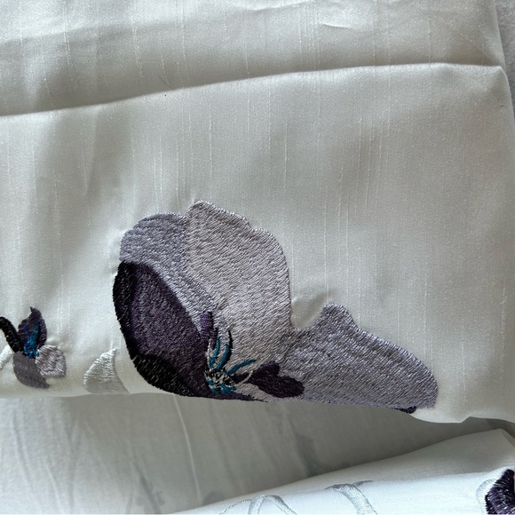 Collin & Justin King Sized Duvet Cover Set - Picture 6 of 6